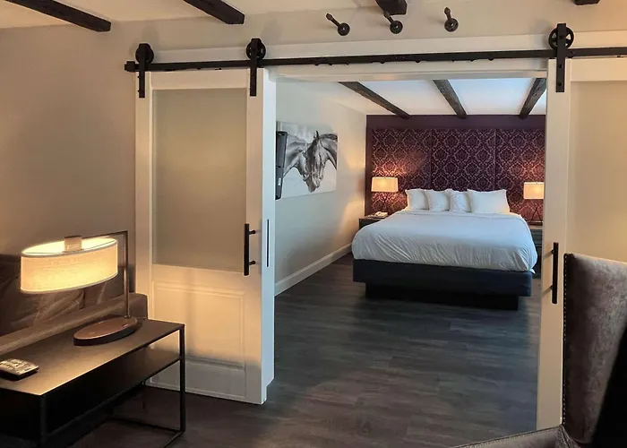 The Century House, Ascend Hotel Collection