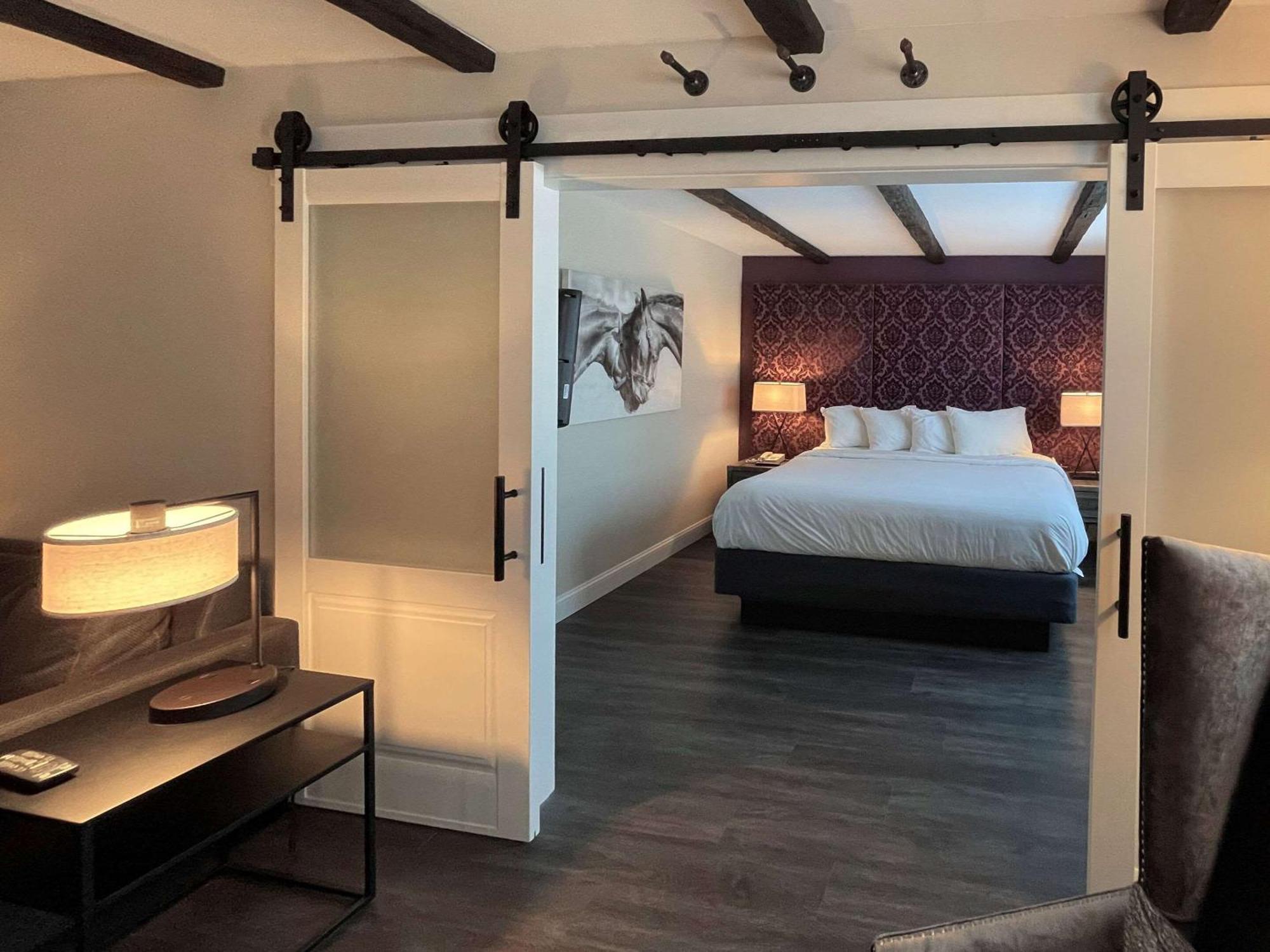 The Century House, Ascend Collection Hotel Latham